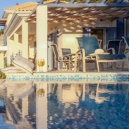 Del Sol With View And Pool Villa